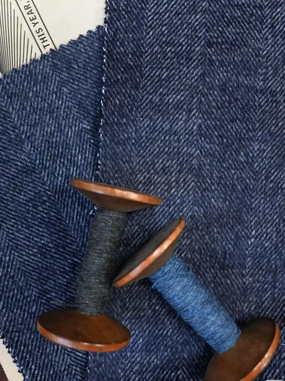 Fred Textile থেকে নীল ফ্ল্যানেল পৃষ্ঠের রেফারেন্স